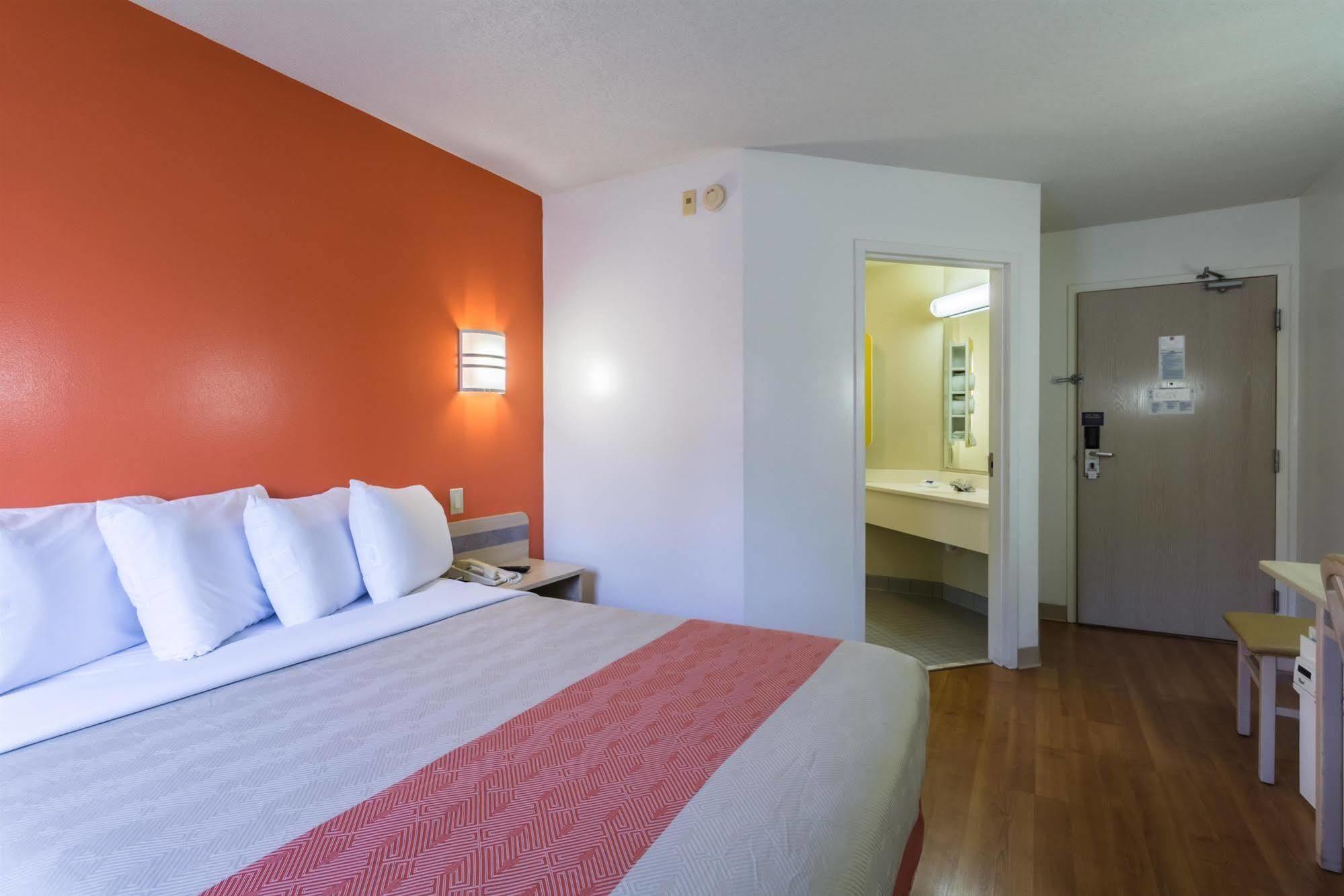 Motel 6-Milan, Oh - Sandusky Екстер'єр фото