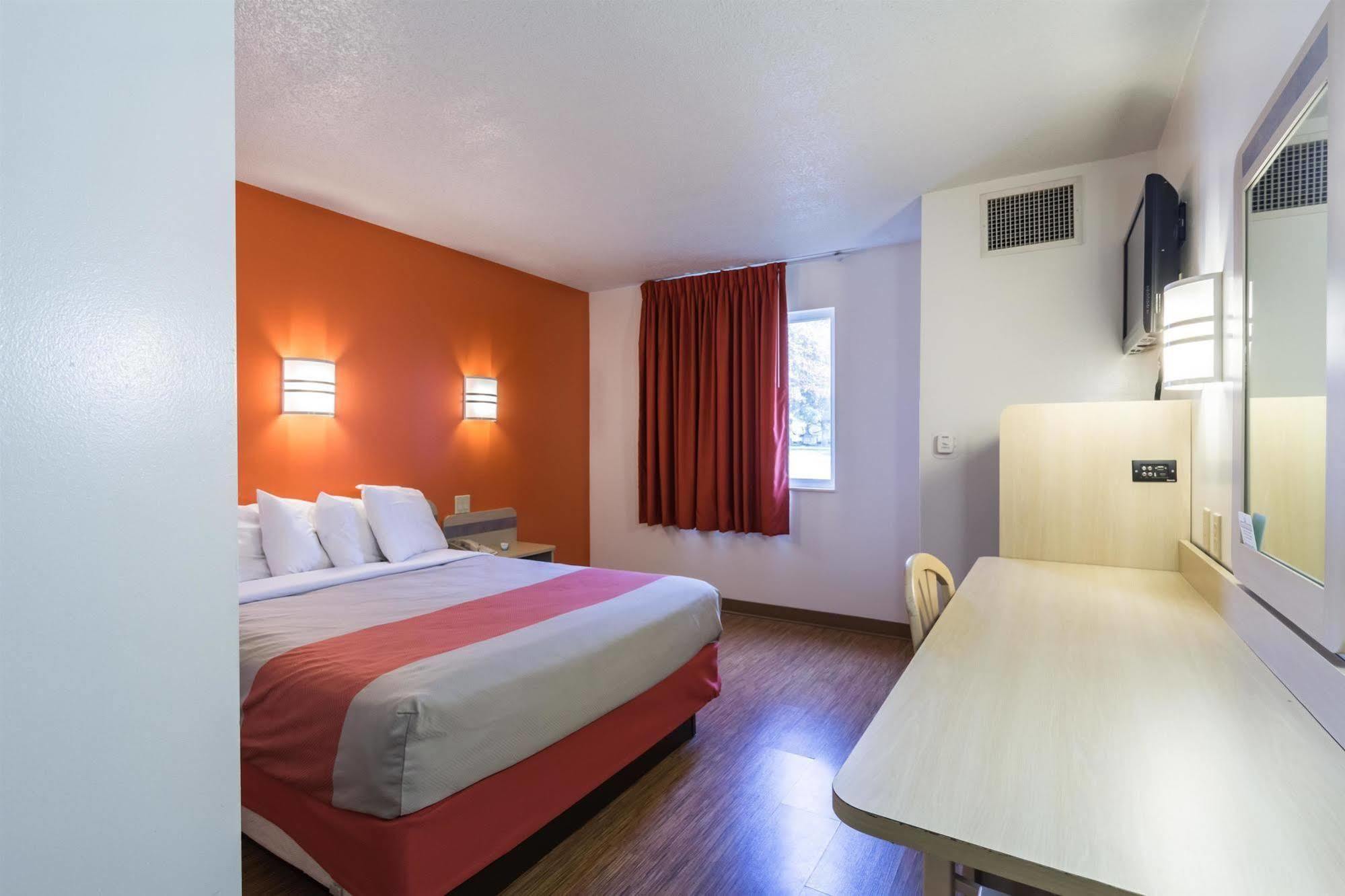 Motel 6-Milan, Oh - Sandusky Екстер'єр фото